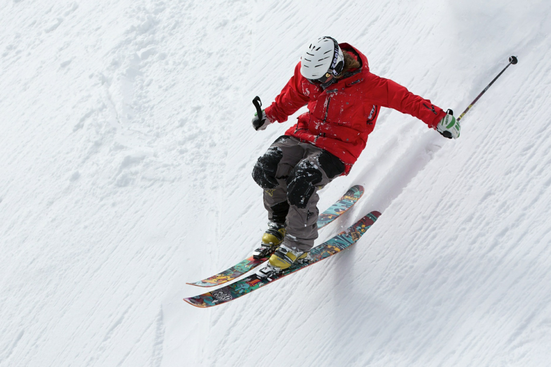 Ski-alpino-pendiente-montaña
